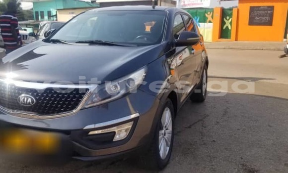 Sayi Na hannu Kia Sportage Azurfa Mota in Libreville a estuary Sayi Na hannu Kia Sportage Azurfa Mota in Libreville a estuary