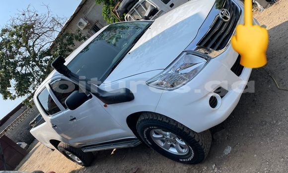 Acheter Occasion Voiture Toyota Hilux Blanc à Libreville, Estuaire Acheter Occasion Voiture Toyota Hilux Blanc à Libreville, Estuaire
