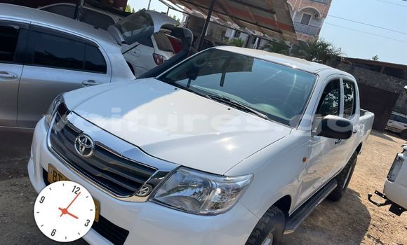 Acheter Occasion Voiture Toyota Hilux Blanc à Libreville, Estuaire Acheter Occasion Voiture Toyota Hilux Blanc à Libreville, Estuaire