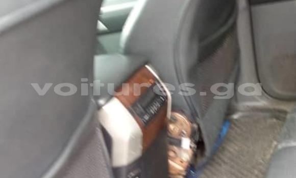 Acheter Occasion Voiture Toyota Land Cruiser Rouge à Libreville, Estuaire Acheter Occasion Voiture Toyota Land Cruiser Rouge à Libreville, Estuaire