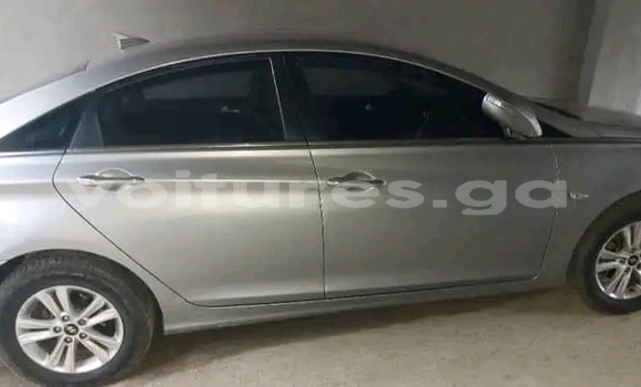 Acheter Occasion Voiture Hyundai Sonata Gris à Libreville, Estuaire Acheter Occasion Voiture Hyundai Sonata Gris à Libreville, Estuaire