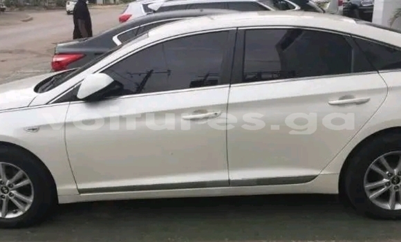 Acheter Occasion Voiture Hyundai Sonata Blanc à Libreville, Estuaire Acheter Occasion Voiture Hyundai Sonata Blanc à Libreville, Estuaire