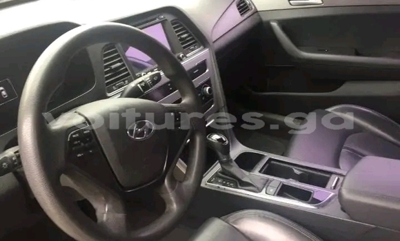 Acheter Occasion Voiture Hyundai Sonata Blanc à Libreville, Estuaire Acheter Occasion Voiture Hyundai Sonata Blanc à Libreville, Estuaire