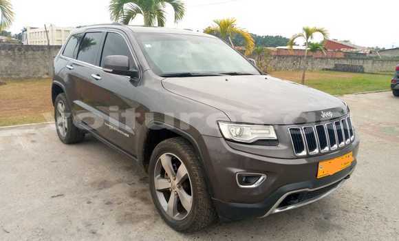 Acheter Occasion Voiture Jeep Grand Cherokee Gris à Libreville, Estuaire Acheter Occasion Voiture Jeep Grand Cherokee Gris à Libreville, Estuaire
