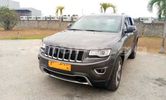 Acheter Occasion Voiture Jeep Grand Cherokee Gris à Libreville, Estuaire Acheter Occasion Voiture Jeep Grand Cherokee Gris à Libreville, Estuaire