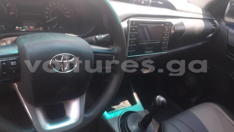 Big with watermark toyota hilux estuaire libreville 7961