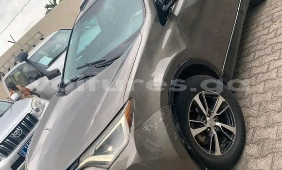 Acheter Occasion Voiture Toyota RAV4 Marron à Libreville, Estuaire Acheter Occasion Voiture Toyota RAV4 Marron à Libreville, Estuaire