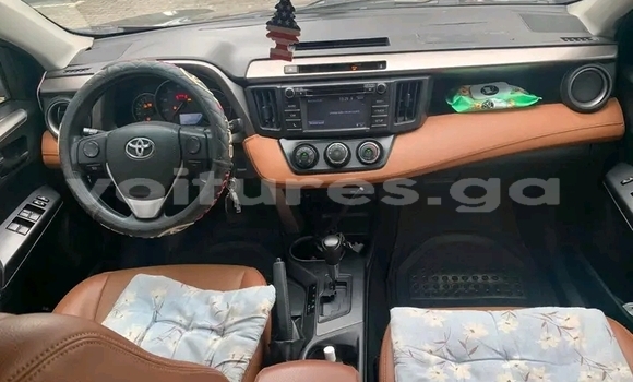 Acheter Occasion Voiture Toyota RAV4 Marron à Libreville, Estuaire Acheter Occasion Voiture Toyota RAV4 Marron à Libreville, Estuaire