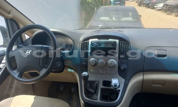 Acheter Occasion Voiture Hyundai H1 Blanc à Libreville, Estuaire Acheter Occasion Voiture Hyundai H1 Blanc à Libreville, Estuaire