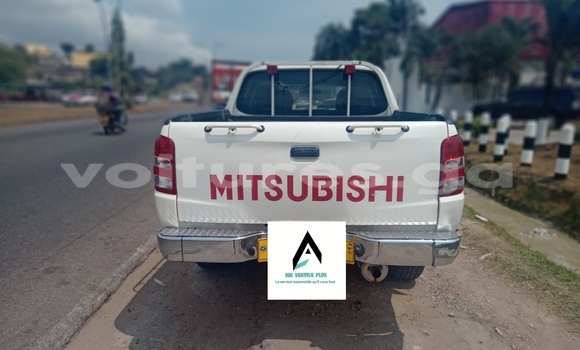 Acheter Occasion Voiture Mitsubishi L200 Blanc à Libreville, Estuaire Acheter Occasion Voiture Mitsubishi L200 Blanc à Libreville, Estuaire