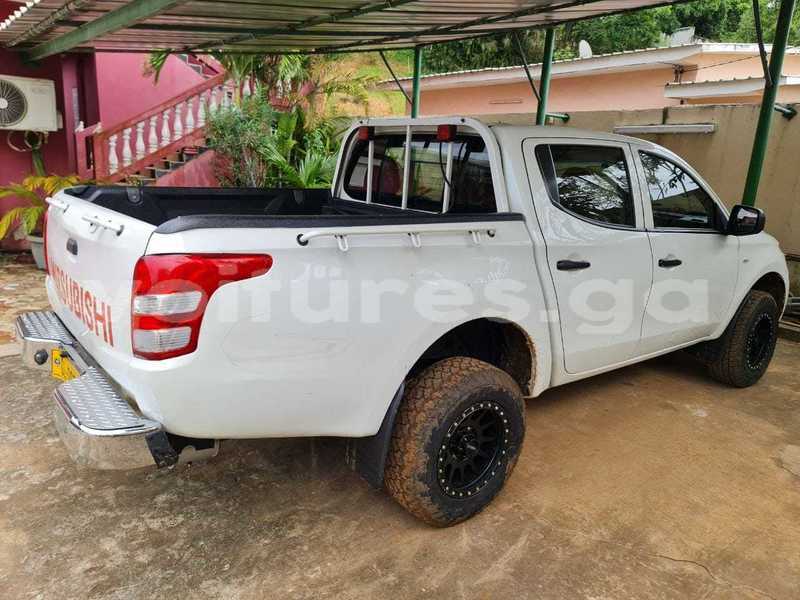 Big with watermark mitsubishi l200 estuaire libreville 7970