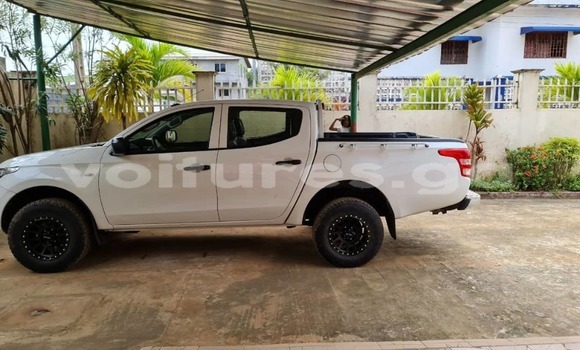 Acheter Occasion Voiture Mitsubishi L200 Blanc à Libreville, Estuaire Acheter Occasion Voiture Mitsubishi L200 Blanc à Libreville, Estuaire