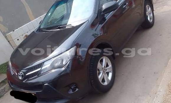 Sayi Na hannu Toyota RAV4 Black Mota in Libreville a estuary Sayi Na hannu Toyota RAV4 Black Mota in Libreville a estuary