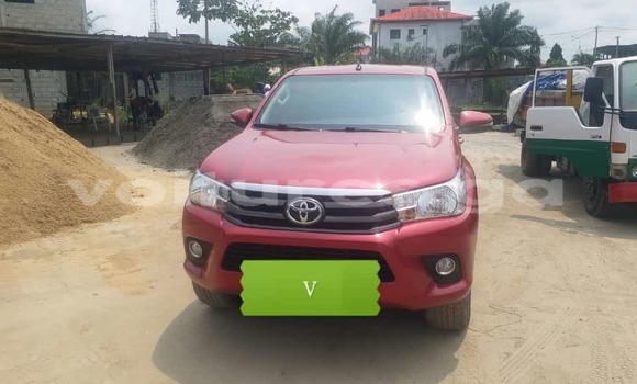 Acheter Occasion Voiture Toyota Hilux Rouge à Libreville, Estuaire Acheter Occasion Voiture Toyota Hilux Rouge à Libreville, Estuaire