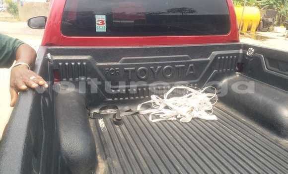 Acheter Occasion Voiture Toyota Hilux Rouge à Libreville, Estuaire Acheter Occasion Voiture Toyota Hilux Rouge à Libreville, Estuaire