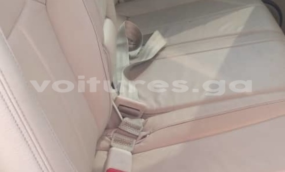 Sayi Na hannu SsangYong Rexton Azurfa Mota in Libreville a estuary Sayi Na hannu SsangYong Rexton Azurfa Mota in Libreville a estuary