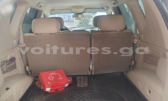 Sayi Na hannu SsangYong Rexton Azurfa Mota in Libreville a estuary Sayi Na hannu SsangYong Rexton Azurfa Mota in Libreville a estuary