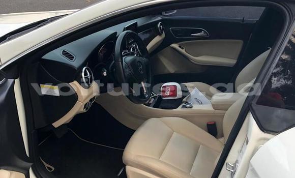 Acheter Occasion Voiture Mercedes-Benz CLA-klasse AMG Blanc à Libreville, Estuaire Acheter Occasion Voiture Mercedes-Benz CLA-klasse AMG Blanc à Libreville, Estuaire