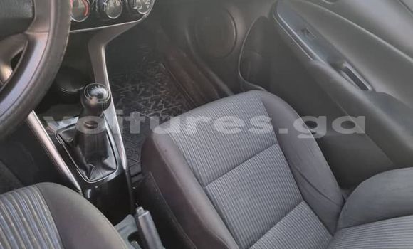 Acheter Occasion Voiture Toyota Yaris Blanc à Libreville, Estuaire Acheter Occasion Voiture Toyota Yaris Blanc à Libreville, Estuaire