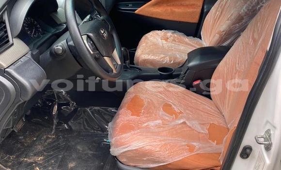 Sayi Imported Toyota Innova White Mota in Libreville a estuary Sayi Imported Toyota Innova White Mota in Libreville a estuary