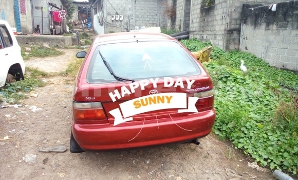 Acheter Occasion Voiture Toyota Corolla Rouge à Libreville, Estuaire Acheter Occasion Voiture Toyota Corolla Rouge à Libreville, Estuaire