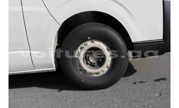 Acheter Import Voiture Toyota Hiace Blanc à Import - Dubai, Estuaire Acheter Import Voiture Toyota Hiace Blanc à Import - Dubai, Estuaire