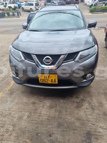 Big with watermark nissan rogue estuaire libreville 8015