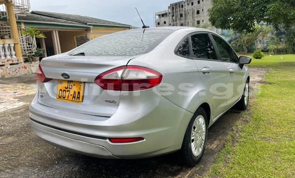 Buy Used Chevrolet Malibu Silver Car in Libreville in Estuary Buy Used Chevrolet Malibu Silver Car in Libreville in Estuary