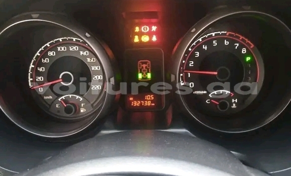 Sayi Na hannu Mitsubishi Pajero M Mota in Libreville a estuary Sayi Na hannu Mitsubishi Pajero M Mota in Libreville a estuary