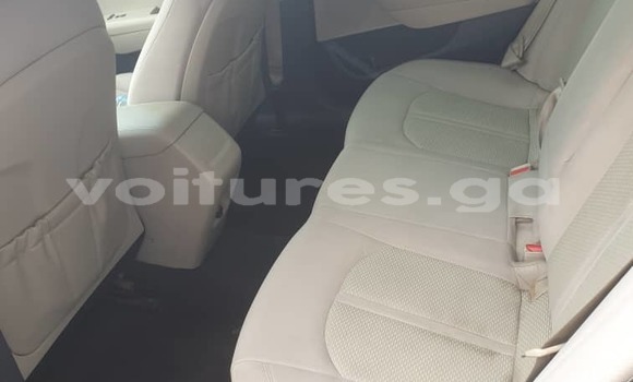 Sayi Na hannu Hyundai Sonata Black Mota in Libreville a estuary Sayi Na hannu Hyundai Sonata Black Mota in Libreville a estuary