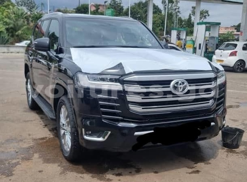 Big with watermark toyota land cruiser estuaire libreville 8031