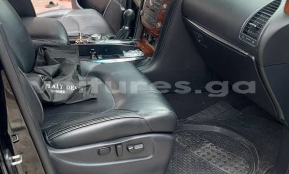 Sayi Na hannu Infiniti QX80 Black Mota in Libreville a estuary Sayi Na hannu Infiniti QX80 Black Mota in Libreville a estuary