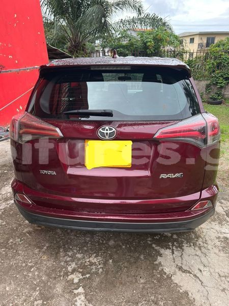 Big with watermark toyota rav4 estuaire libreville 8036