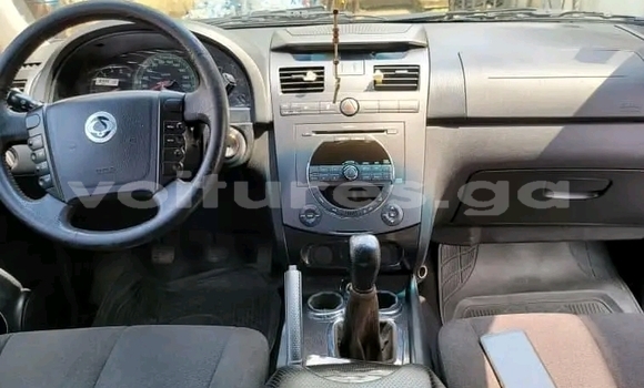 Buy Used SsangYong Rexton Red Car in Libreville in Estuary Buy Used SsangYong Rexton Red Car in Libreville in Estuary