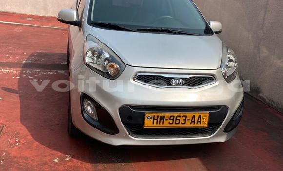 Sayi Na hannu Kia Morning Azurfa Mota in Libreville a estuary Sayi Na hannu Kia Morning Azurfa Mota in Libreville a estuary