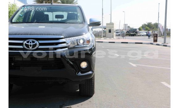 Acheter Import Voiture Toyota Hilux Noir à Import - Dubai, Estuaire Acheter Import Voiture Toyota Hilux Noir à Import - Dubai, Estuaire