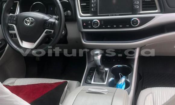 Sayi Na hannu Toyota Highlander Black Mota in Libreville a estuary Sayi Na hannu Toyota Highlander Black Mota in Libreville a estuary