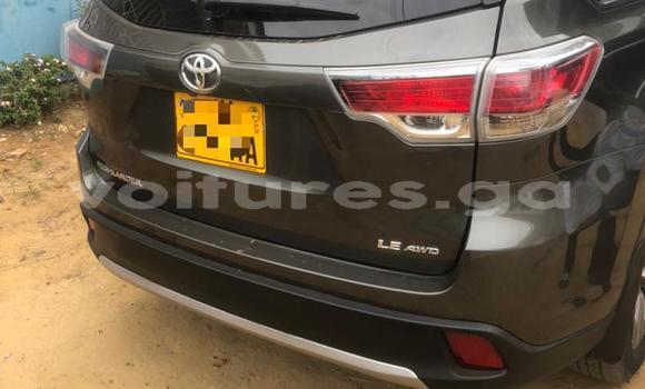 Sayi Na hannu Toyota Highlander Black Mota in Libreville a estuary Sayi Na hannu Toyota Highlander Black Mota in Libreville a estuary