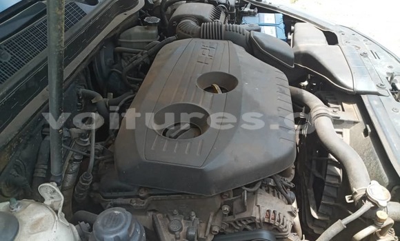 Sayi Na hannu Kia K5 White Mota in Libreville a estuary Sayi Na hannu Kia K5 White Mota in Libreville a estuary