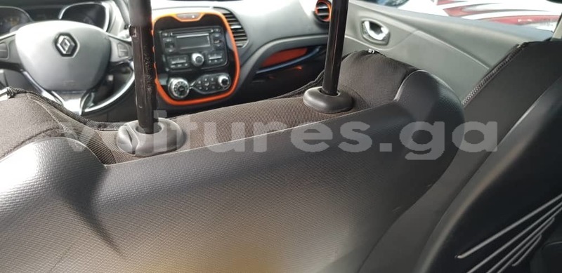 Big with watermark renault captur estuaire libreville 8053