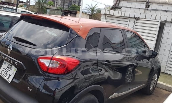 Sayi Na hannu Renault Captur Black Mota in Libreville a estuary Sayi Na hannu Renault Captur Black Mota in Libreville a estuary