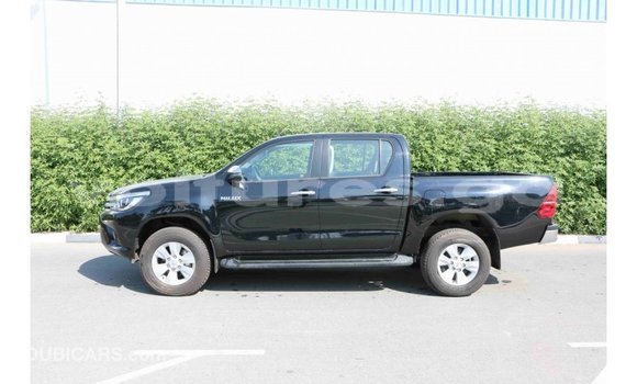 Acheter Import Voiture Toyota Hilux Noir à Import - Dubai, Estuaire Acheter Import Voiture Toyota Hilux Noir à Import - Dubai, Estuaire