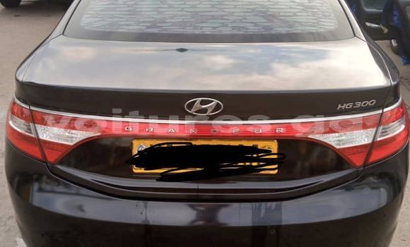 Sayi Na hannu Hyundai Grandeur Black Mota in Libreville a estuary Sayi Na hannu Hyundai Grandeur Black Mota in Libreville a estuary