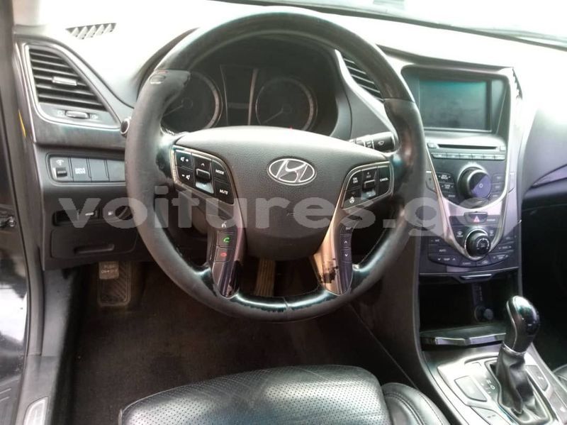 Big with watermark hyundai grandeur estuaire libreville 8060