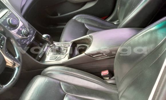 Sayi Na hannu Hyundai Grandeur Black Mota in Libreville a estuary Sayi Na hannu Hyundai Grandeur Black Mota in Libreville a estuary