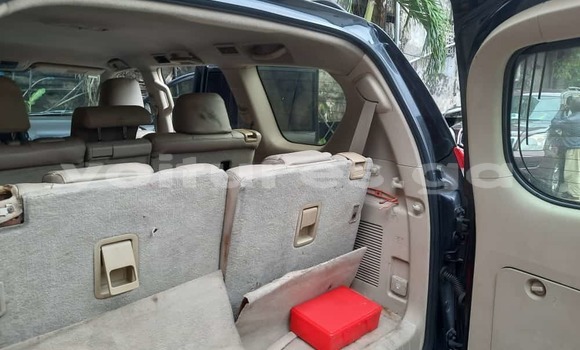 Sayi Na hannu Toyota Land Cruiser Prado Black Mota in Libreville a estuary Sayi Na hannu Toyota Land Cruiser Prado Black Mota in Libreville a estuary