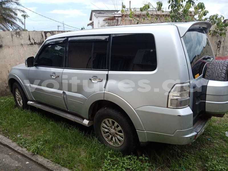 Big with watermark mitsubishi pajero estuaire libreville 8070