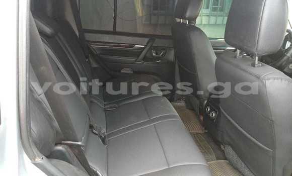 Sayi Na hannu Mitsubishi Pajero Azurfa Mota in Libreville a estuary Sayi Na hannu Mitsubishi Pajero Azurfa Mota in Libreville a estuary