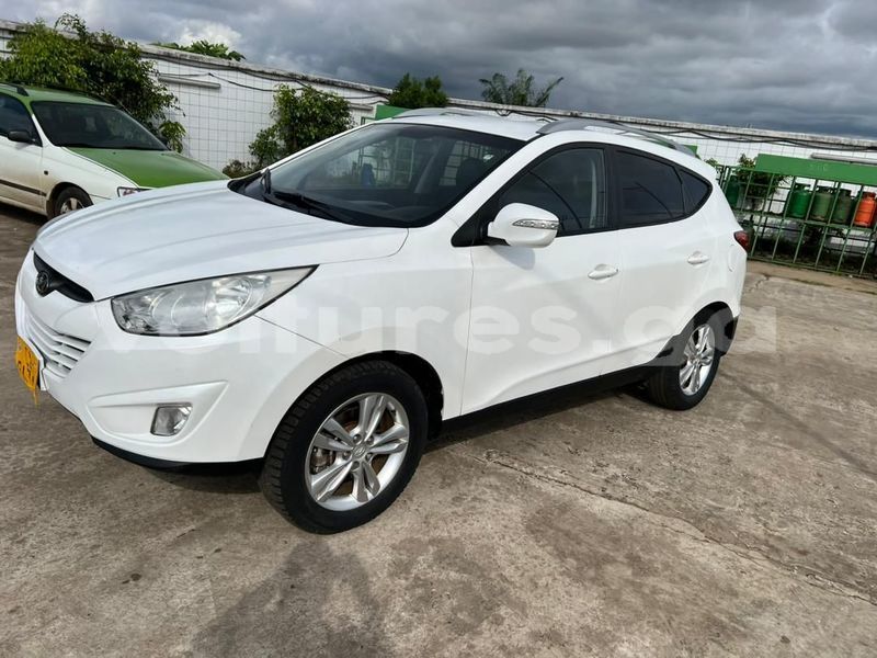 Big with watermark hyundai ix35 estuaire libreville 8072