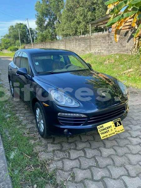 Big with watermark porsche cayenne estuaire libreville 8080